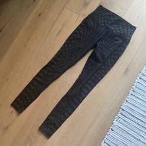Alo leggings